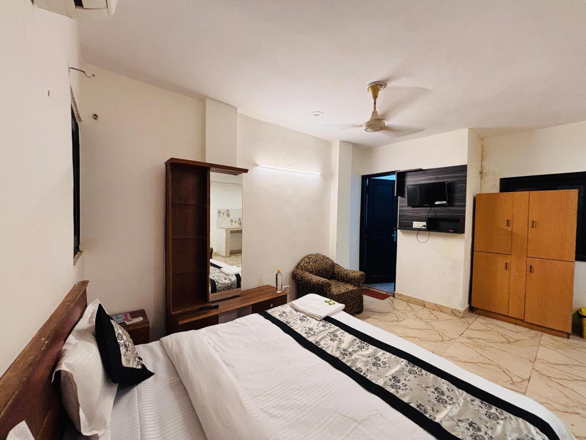 Hauz Khas Villa Yeni Delhi Dış mekan fotoğraf