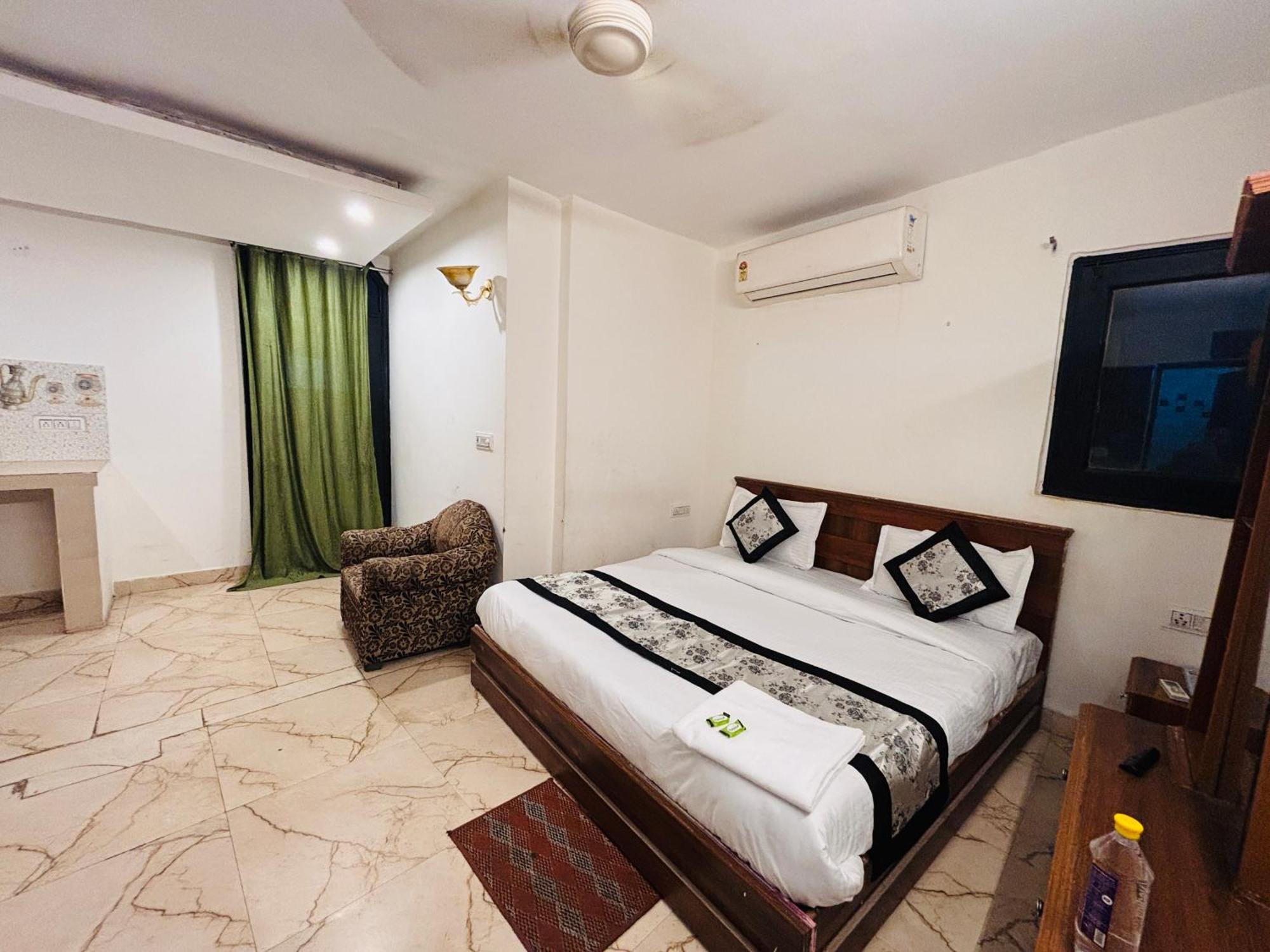 Hauz Khas Villa Yeni Delhi Dış mekan fotoğraf