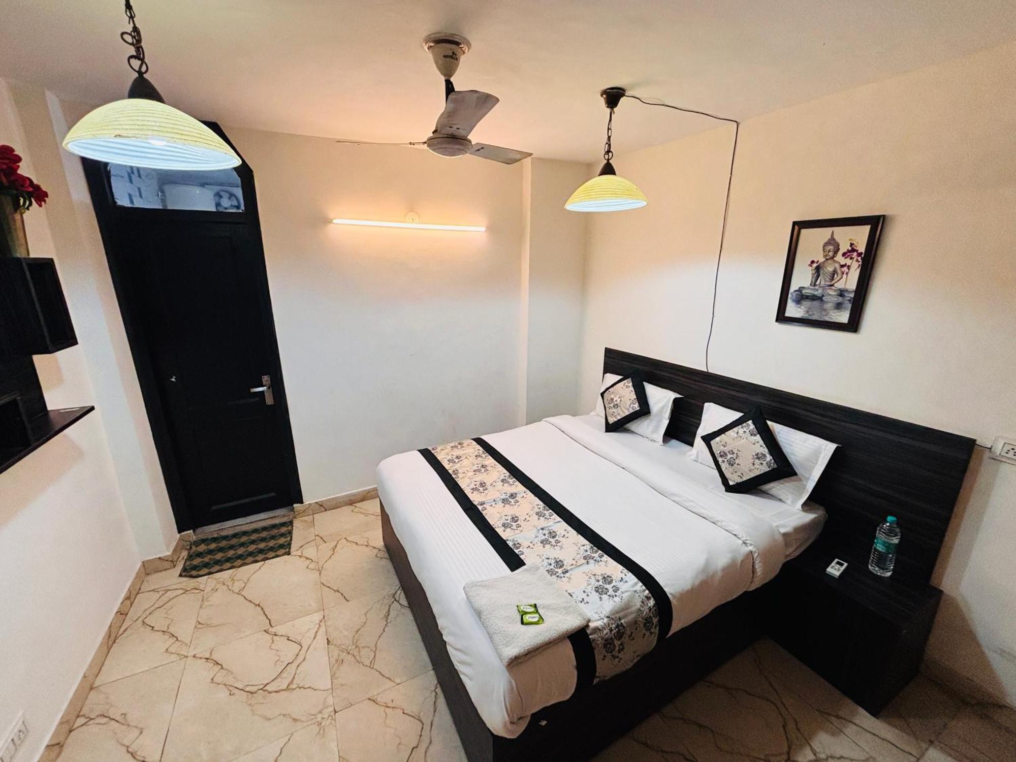 Hauz Khas Villa Yeni Delhi Dış mekan fotoğraf