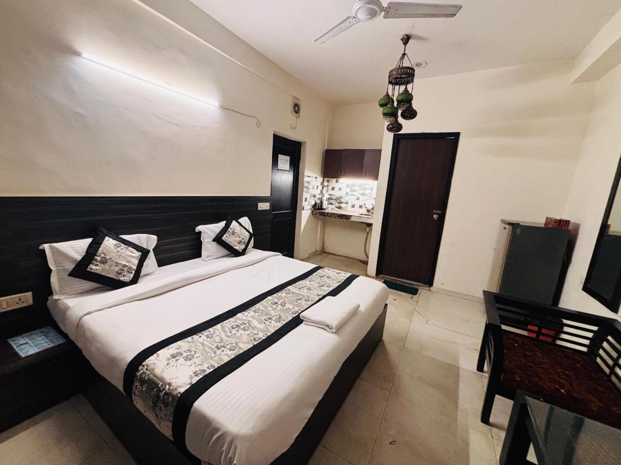 Hauz Khas Villa Yeni Delhi Dış mekan fotoğraf